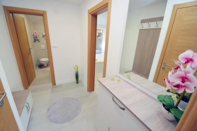 Nikola Lux Apartments Muo Eksteriør bilde