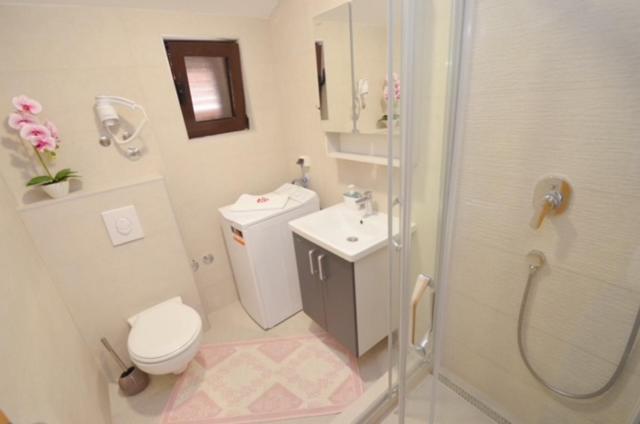 Nikola Lux Apartments Muo Eksteriør bilde